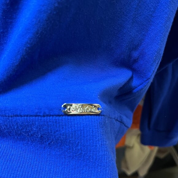 Calvin Klein Loose 2 Layer Top - Picture 4 of 5